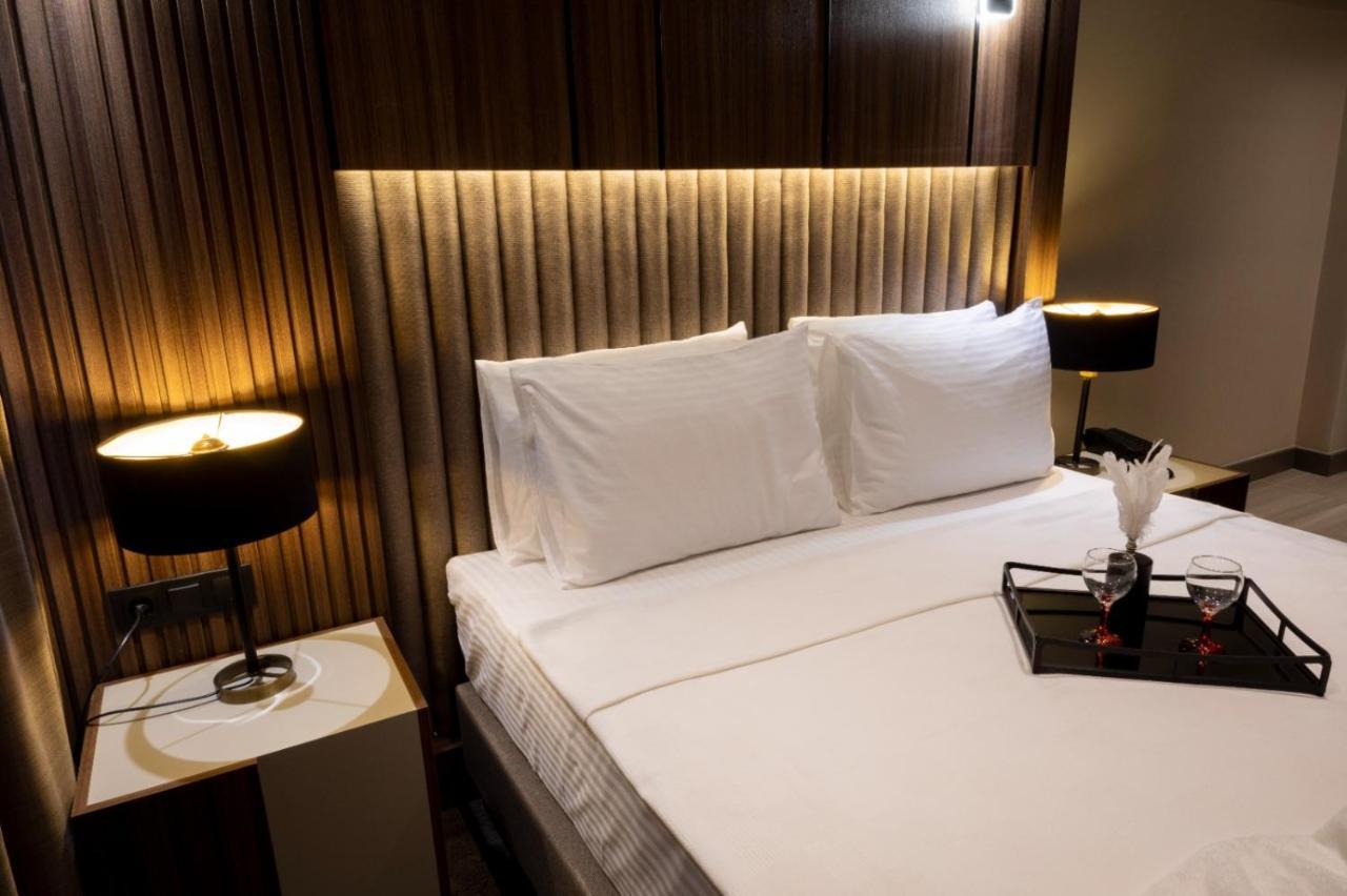 Monalisa Hotels كوشاداسيه المظهر الخارجي الصورة