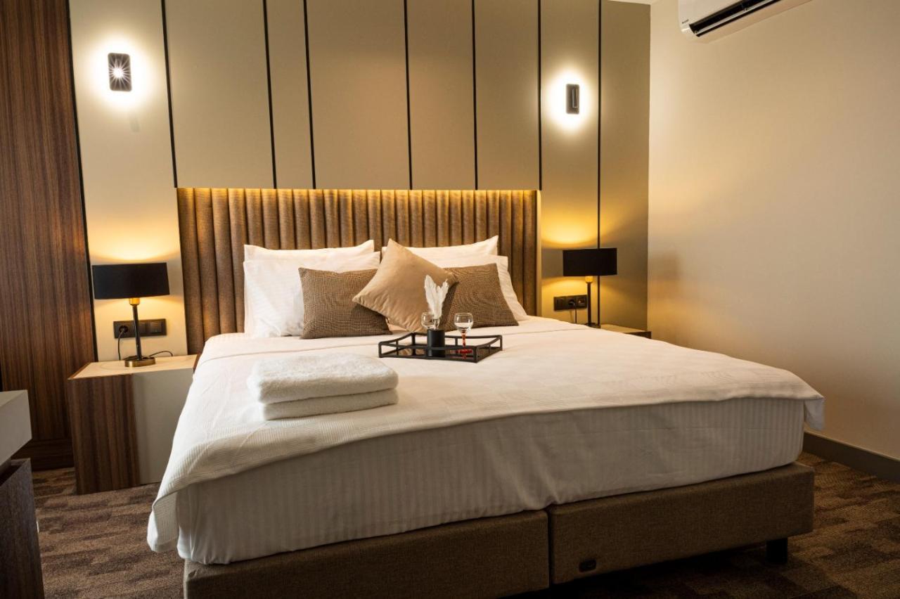 Monalisa Hotels كوشاداسيه المظهر الخارجي الصورة