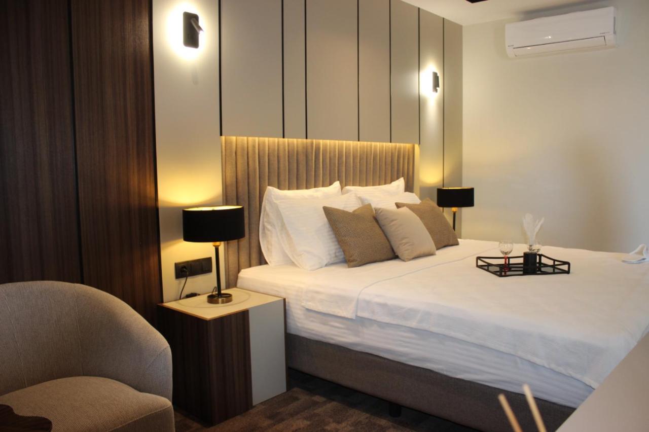 Monalisa Hotels كوشاداسيه المظهر الخارجي الصورة