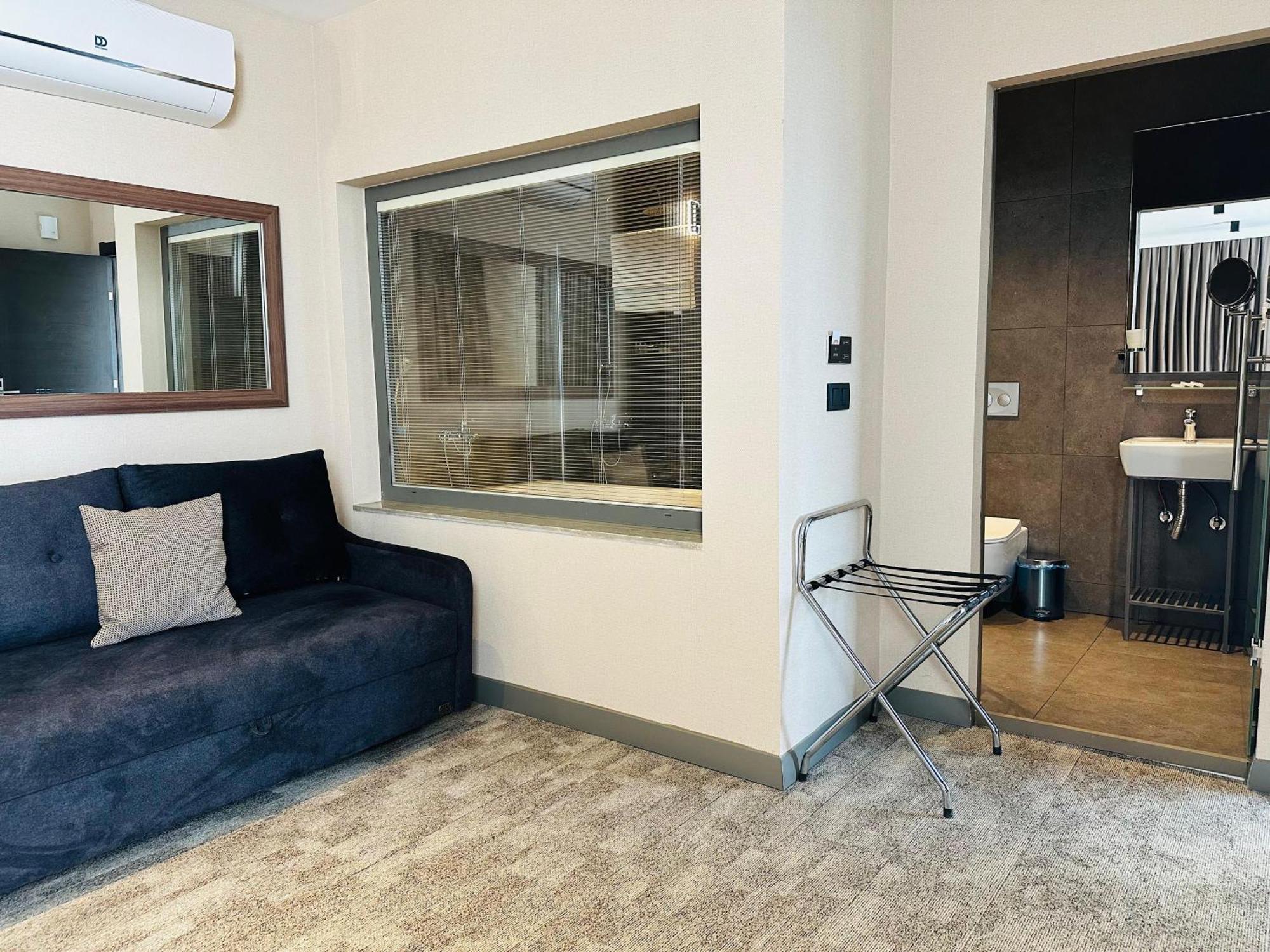 Monalisa Hotels كوشاداسيه المظهر الخارجي الصورة