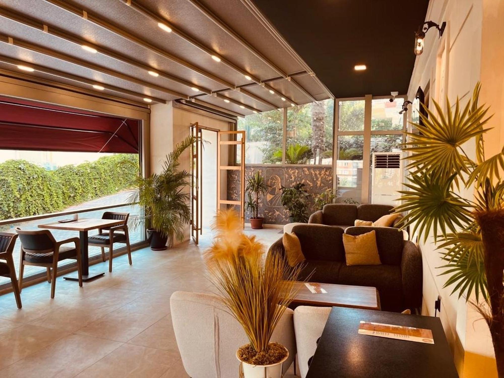 Monalisa Hotels كوشاداسيه المظهر الخارجي الصورة